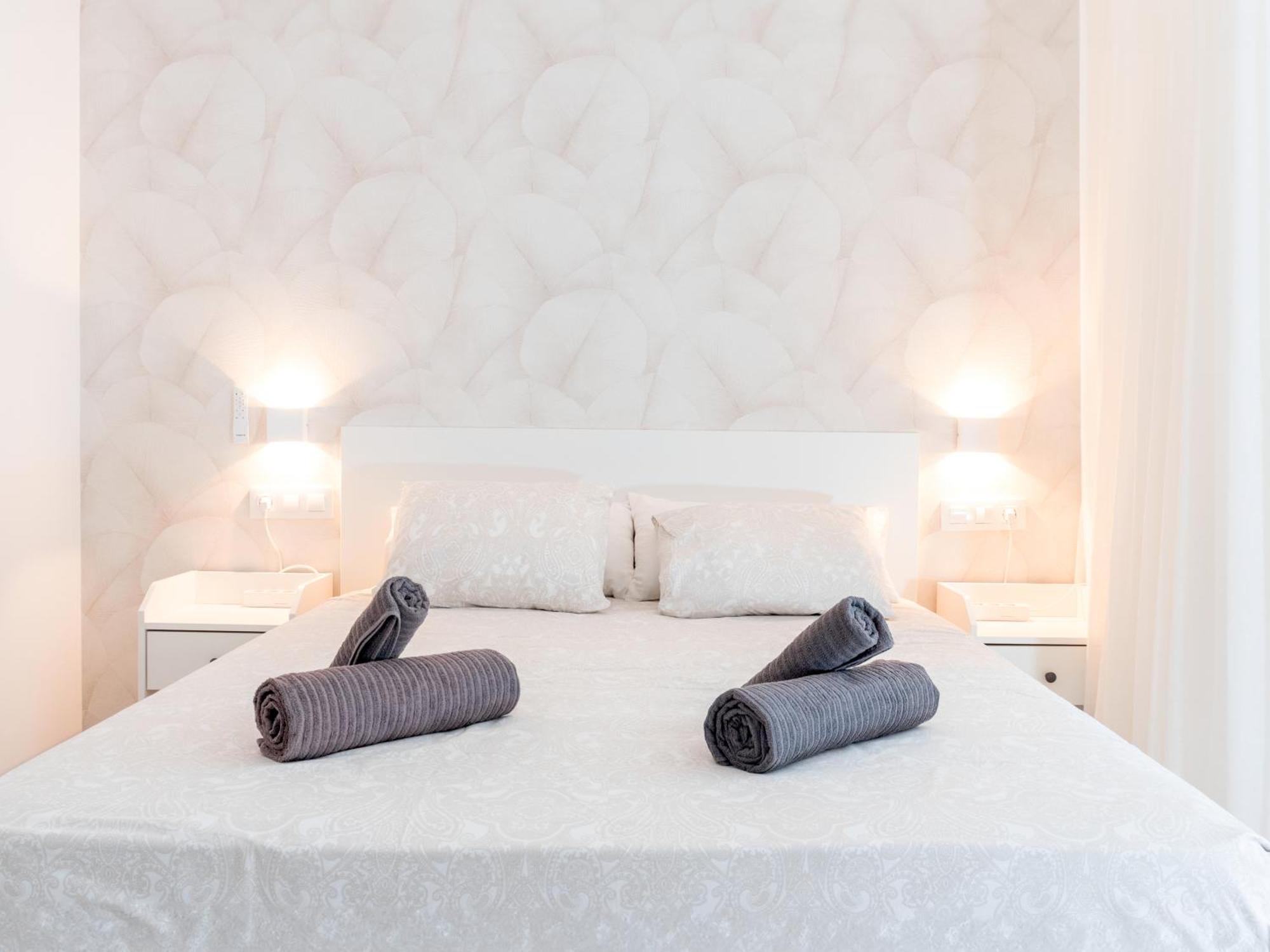 Estudio Con Jacuzzi Privado En Triana Sevilla